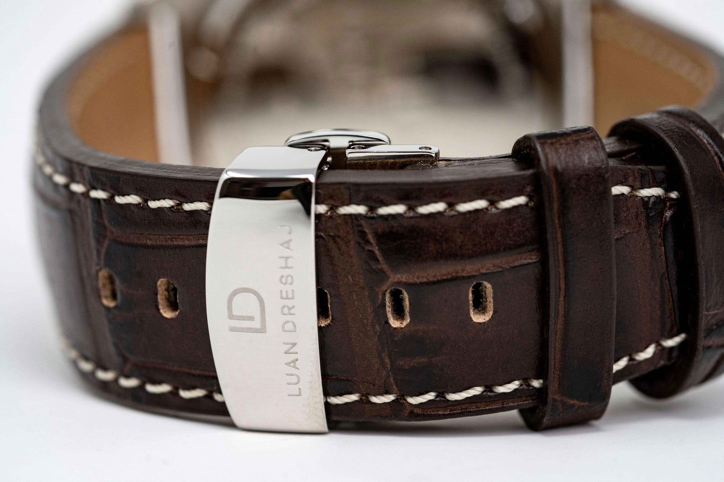 OAK BROWN ROSE